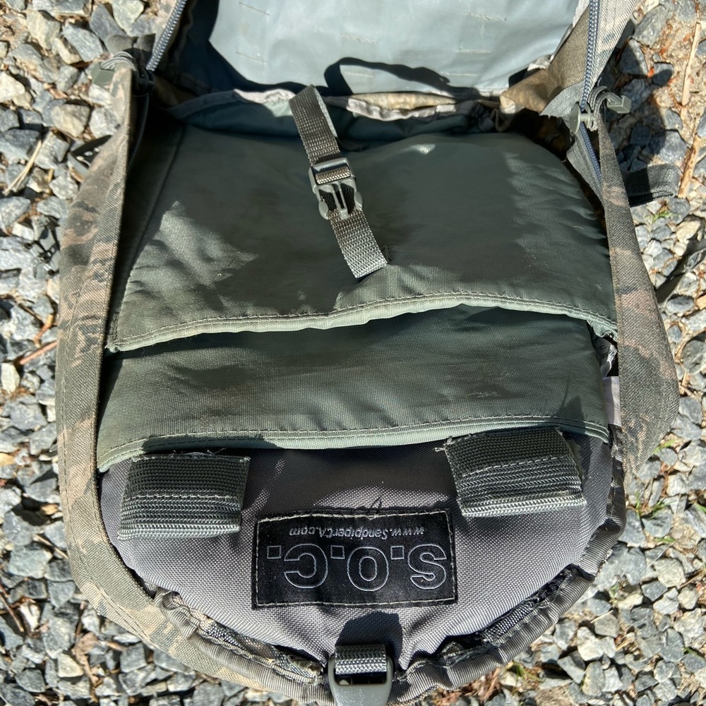 USAF Backpack - Picture 7 of 7